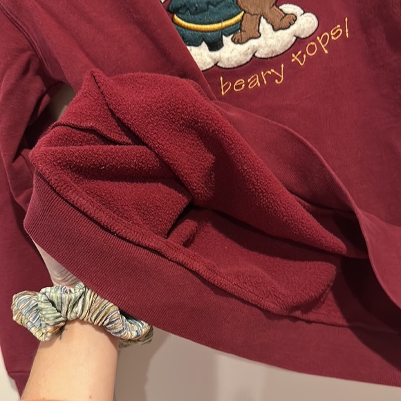 Vintage Christmas Grandma is the Beary Tops! Sweatshirt - Picture 9 of 11